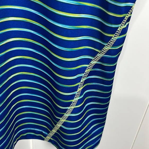 Reel Legends Womens Rash Guard 2X Blue Lime Stripes Stretch Zip Pocket 100% Poly - Picture 5 of 11